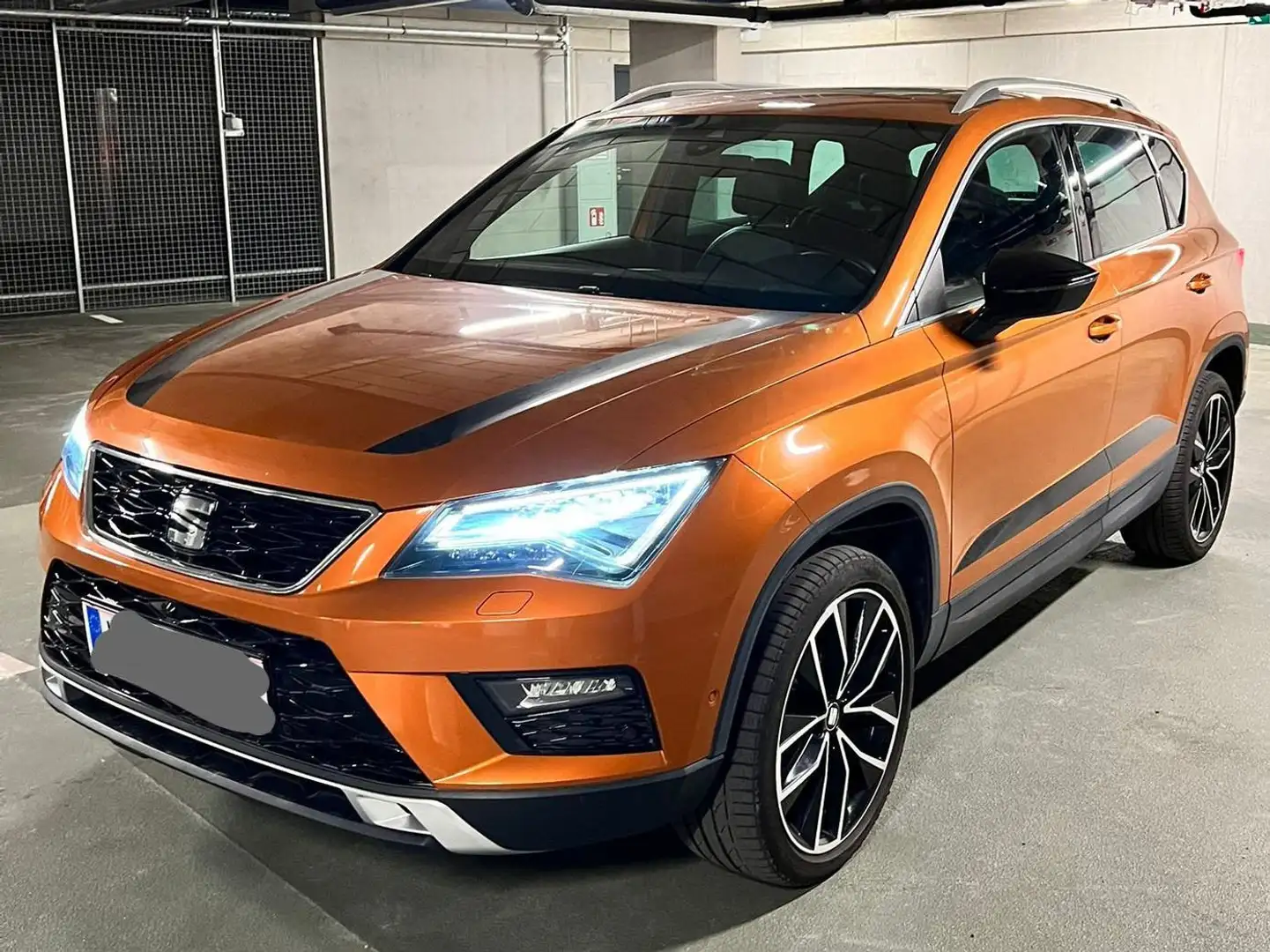SEAT Ateca Ateca 1,6 Xcellence TDI DSG Xcellence Orange - 1
