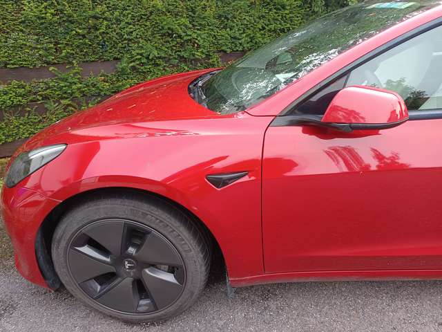 Imagine Tesla Model 3 Model 3 Standard Reichweite Plus Hinterradantrieb