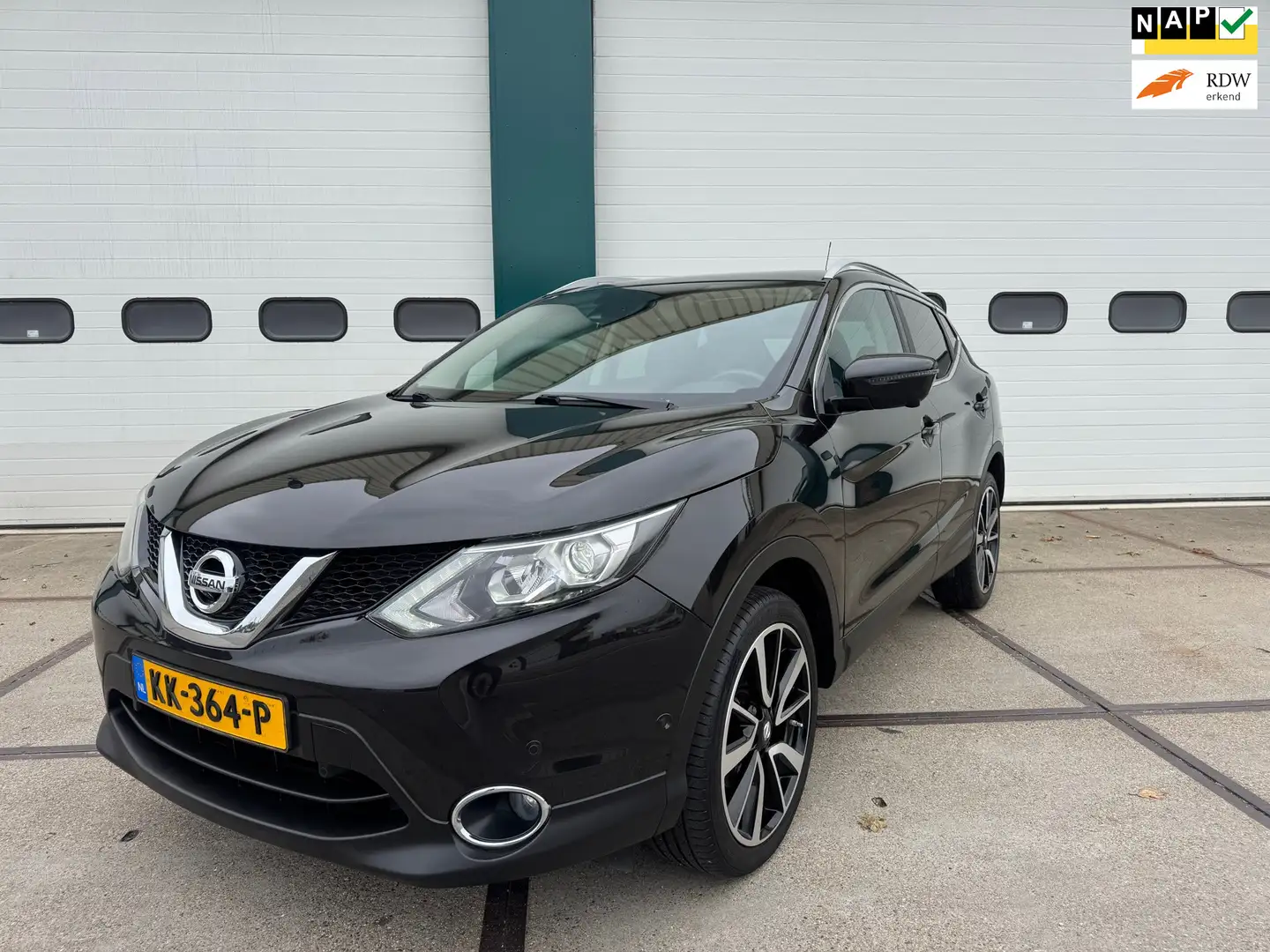 Nissan Qashqai 1.2 Tekna Nieuwst ! 157Dkm ! Noir - 1