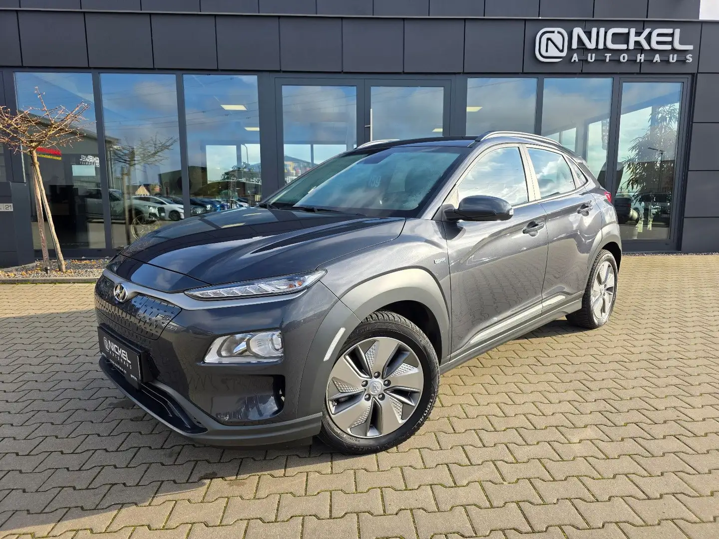Hyundai KONA Style Elektro 64Kwh*Acc*Kamera*Navi*SOH-98% Grau - 1