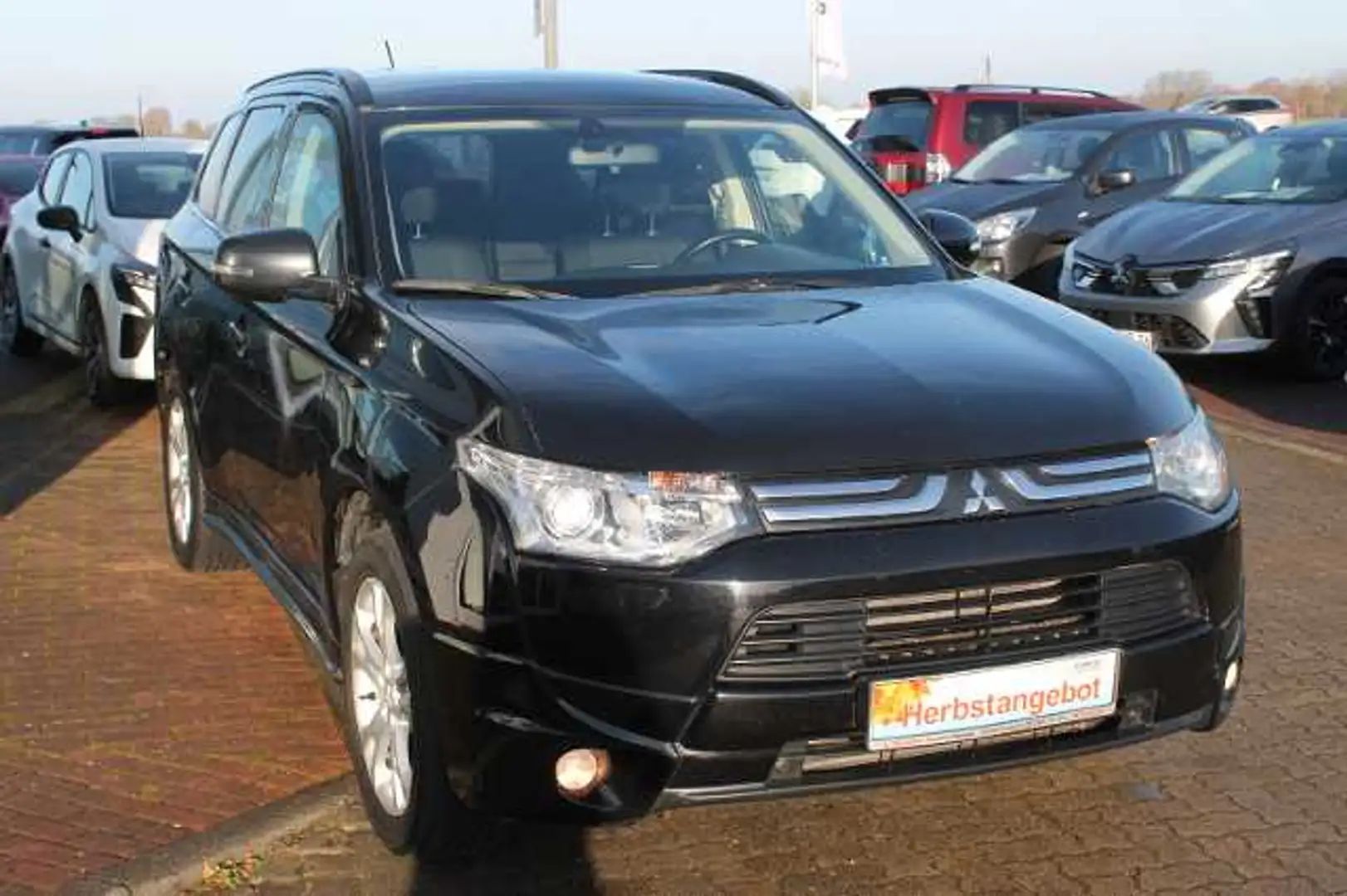 Mitsubishi Outlander 2.2 DI-D Intense/Style Nero - 2