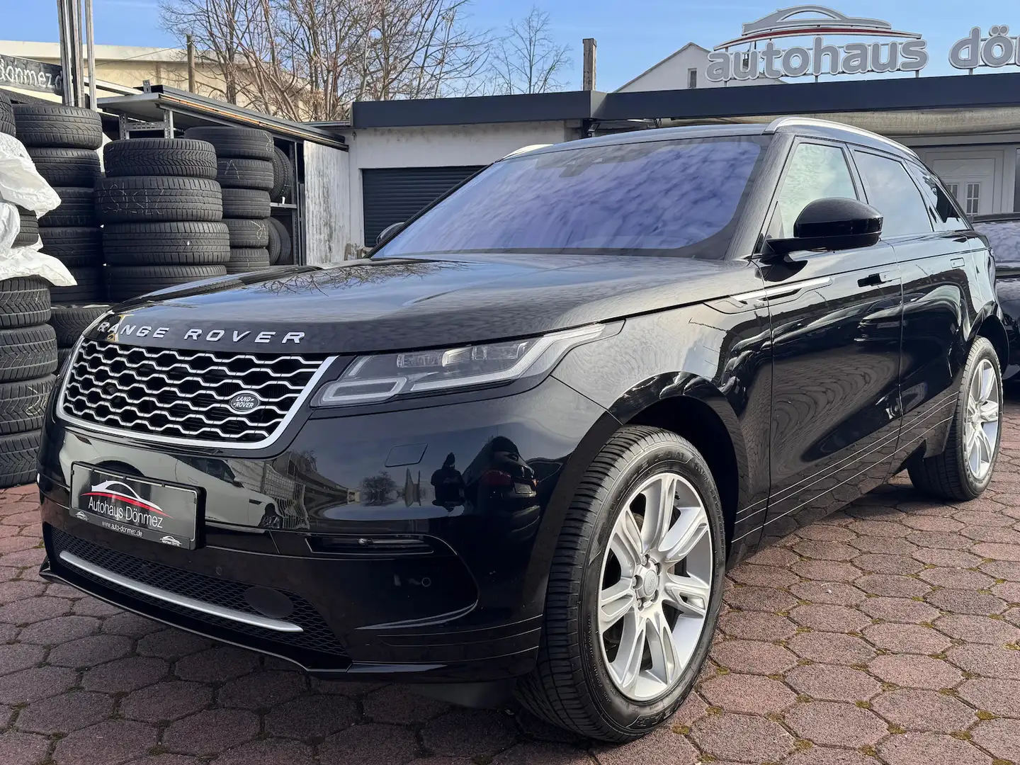 Land Rover Range Rover Velar D240 S ACC PANO RFKA TOTW SHZ Schwarz - 1