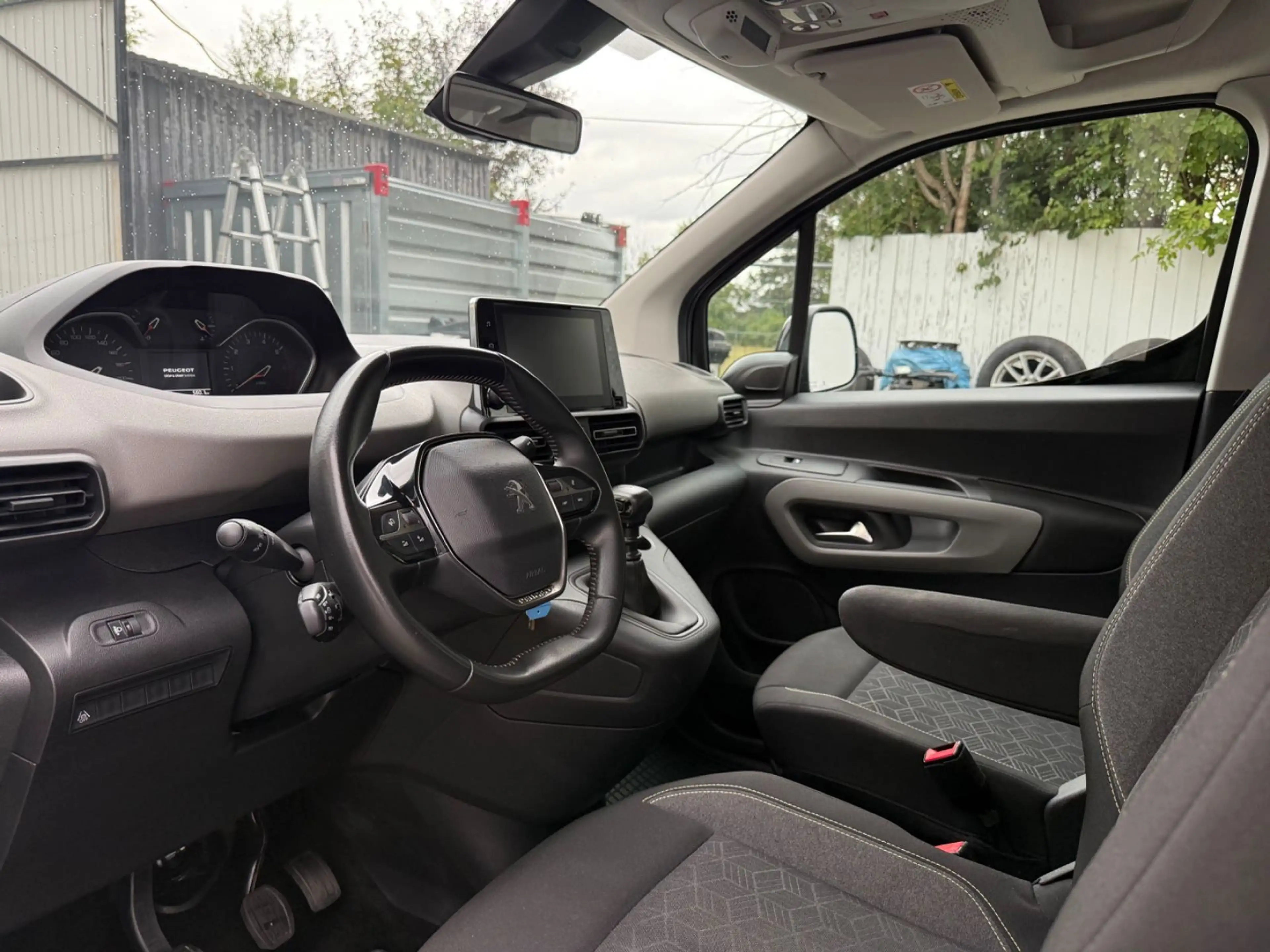 Peugeot Rifter 1.5 Blue-HDI Active Navi/CarPlay/PDC/SHZ — photo 9