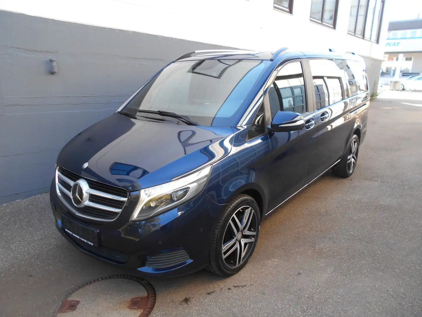 Mercedes-Benz V 220 V -Klasse V 220/d, 250 CDI EDITION lang Bleu - 2