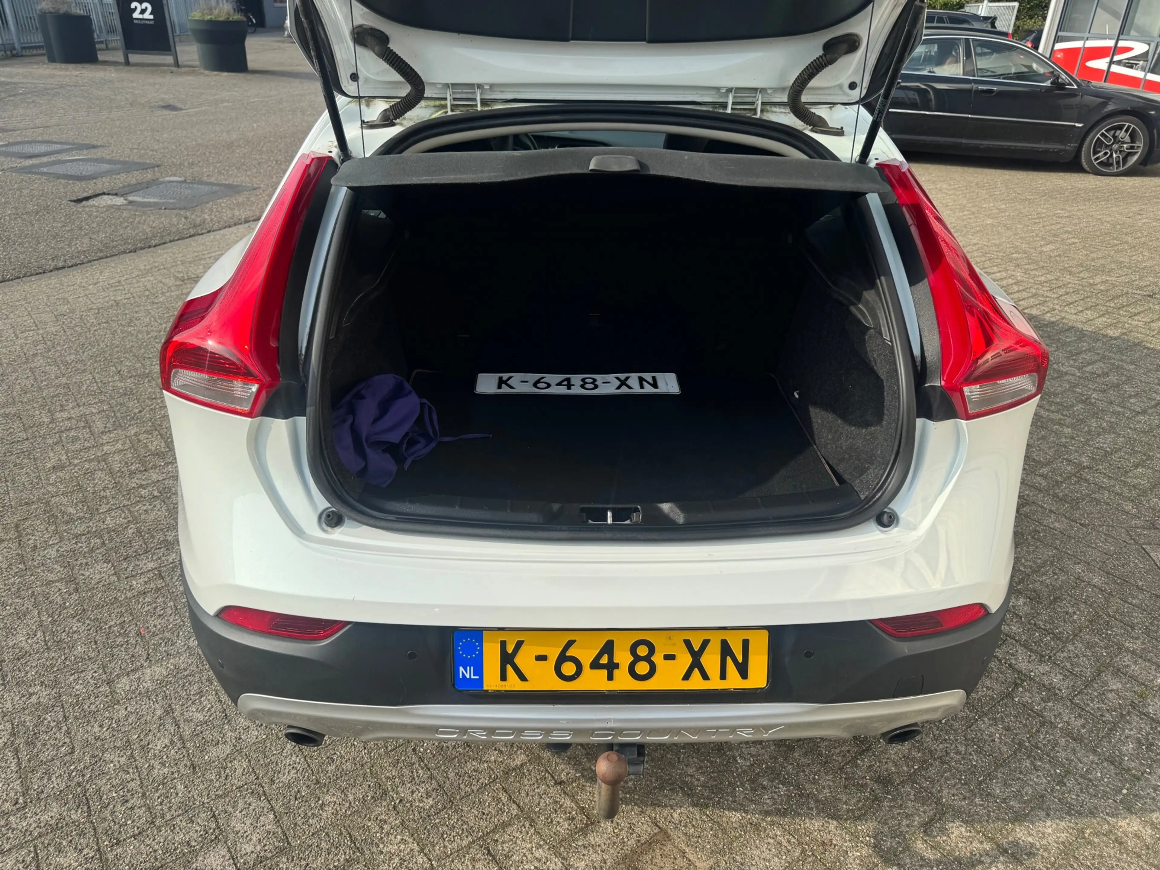 Volvo V40 Cross Country 1.5 T3 Ocean Race Automaat,Leer,Navi — photo 8