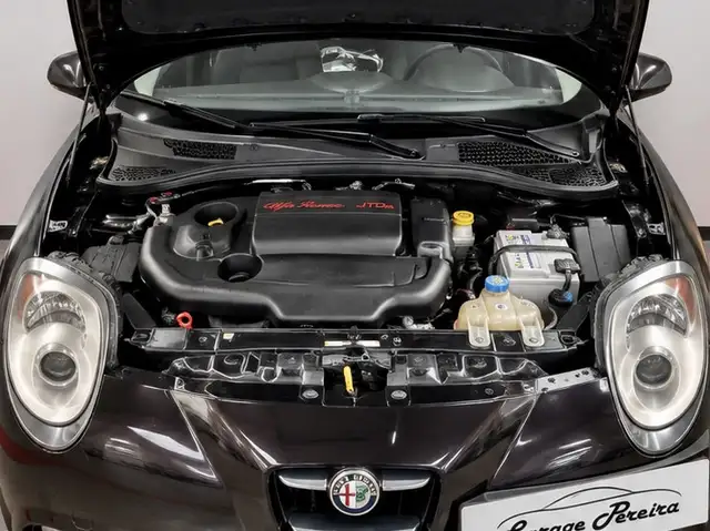Alfa Romeo Mito view 11