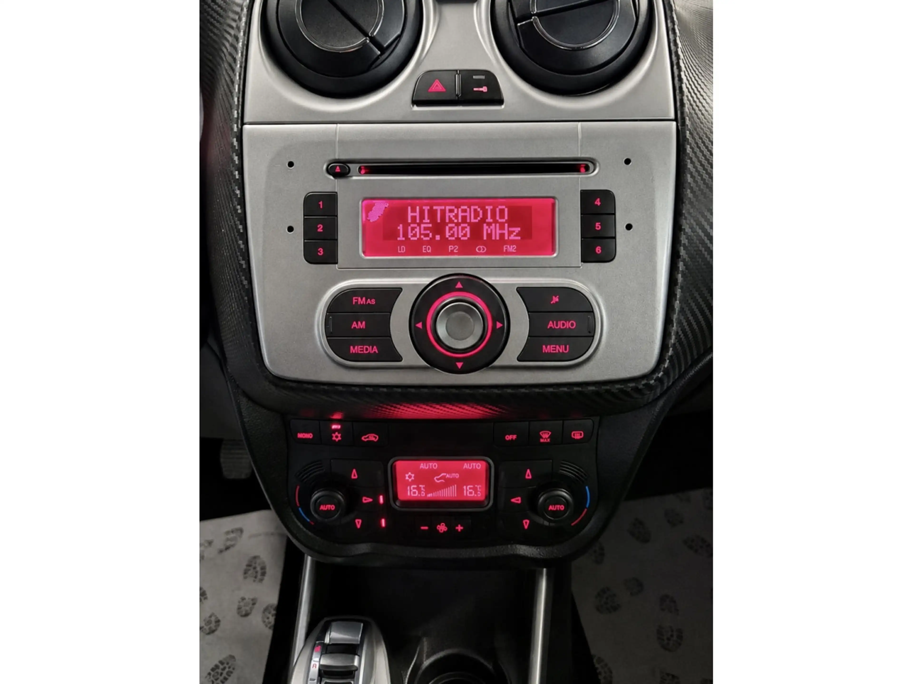 Alfa Romeo MiTo 1.3 JTDM 95 NAVI — photo 8