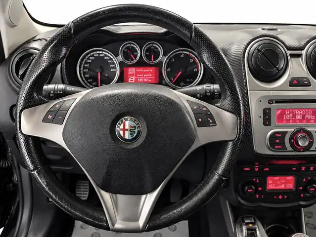 Alfa Romeo Mito view 7