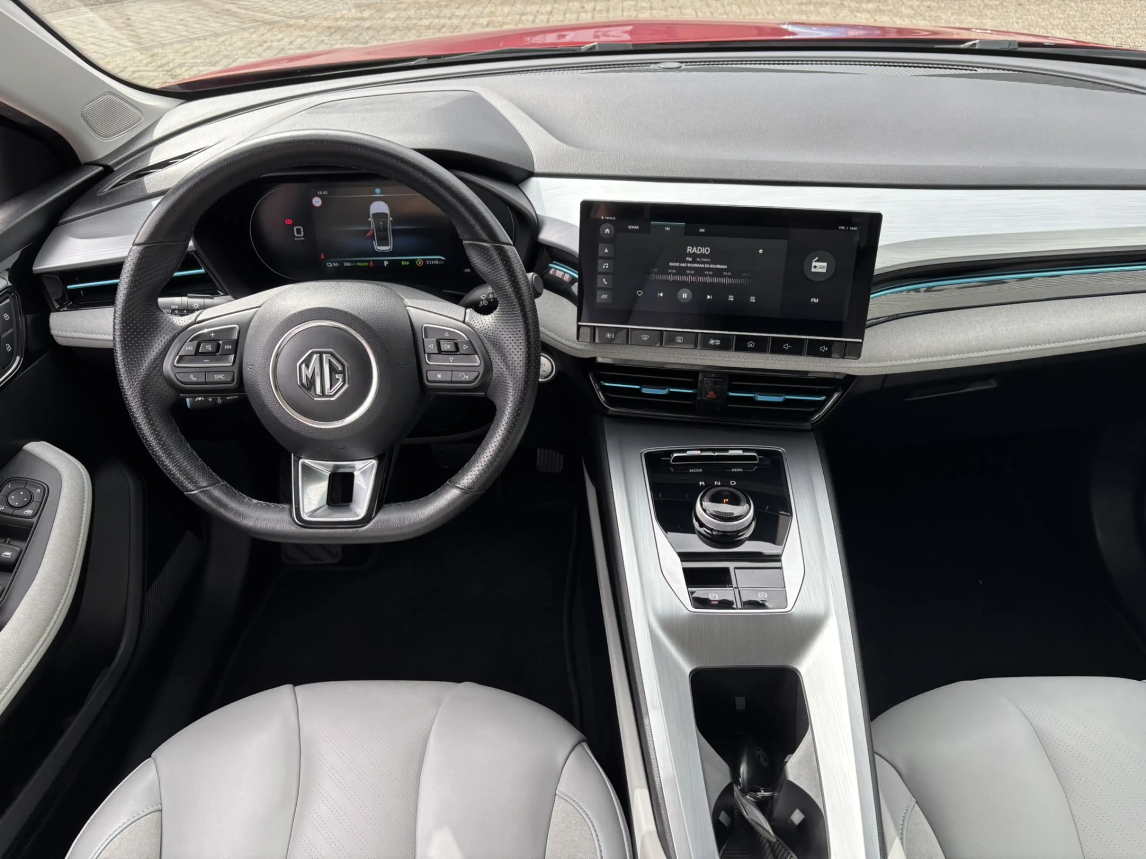 MG MG5 Electric Standard Range Luxury 50 kWh / Applecarpl — photo 2