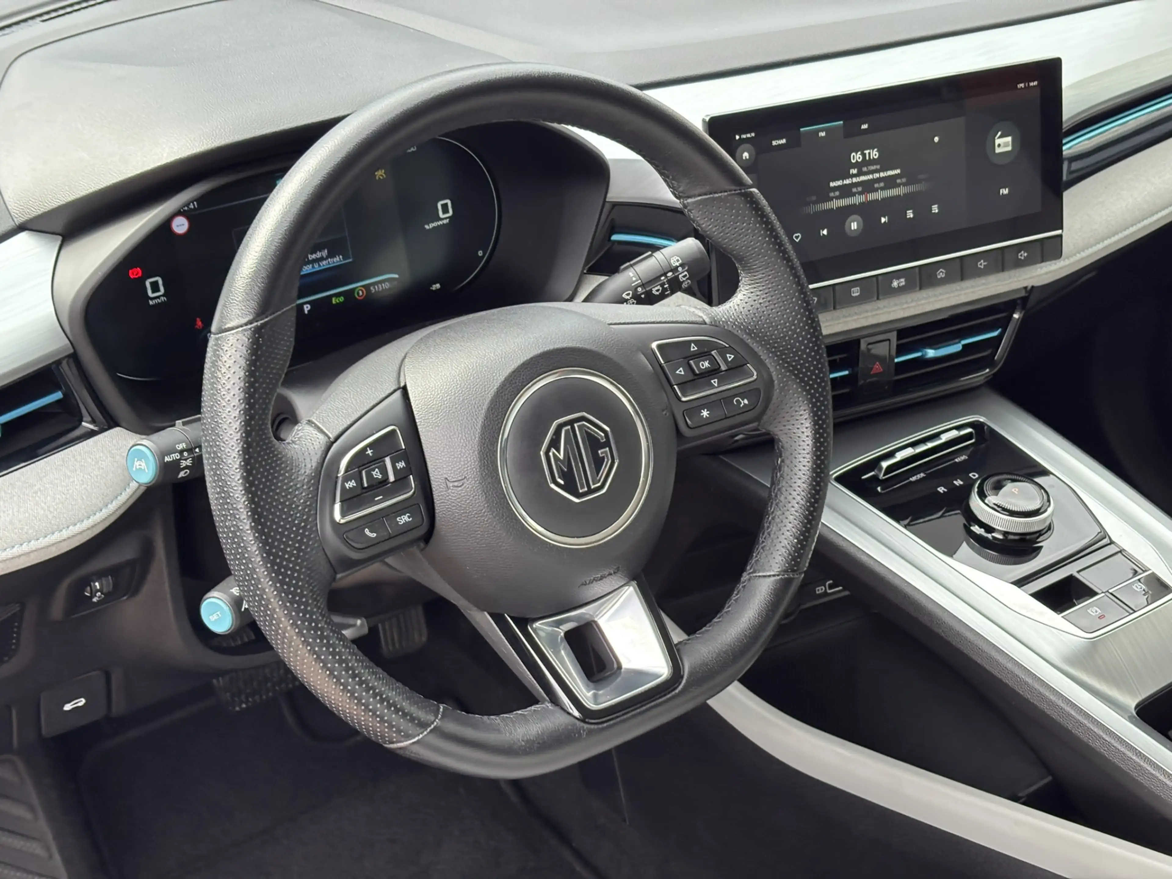 MG MG5 Electric Standard Range Luxury 50 kWh / Applecarpl — photo 4