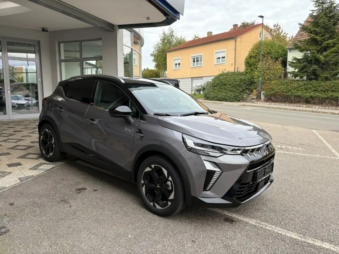 Mitsubishi ASX 1,8 HEV YUKI Intense S+C+T AT 26 Noir - 2