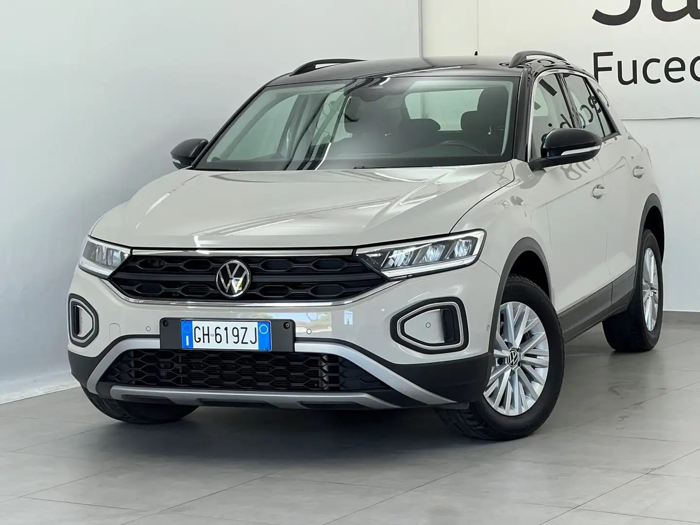 Volkswagen T-Roc T-Roc 1.0 tsi Life 110cv Beige - 2