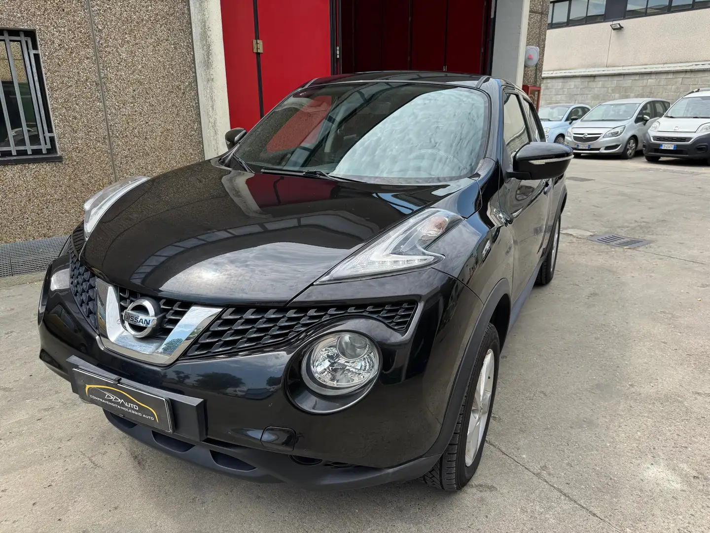 Nissan Juke Juke I 2015 1.6 Visia 94cv E6 Nero - 2