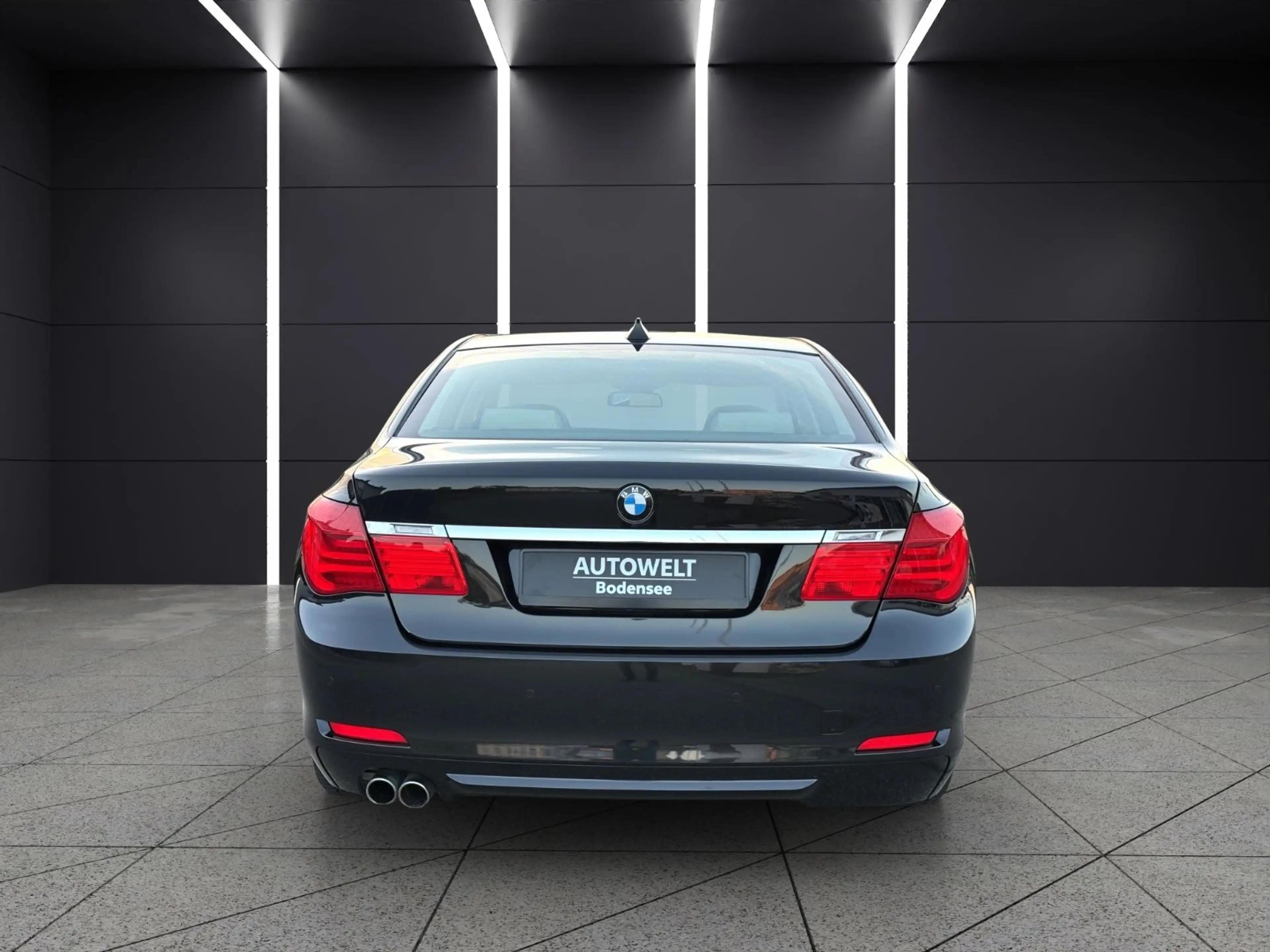BMW 730 d XENON-NAVI-LEDER-MEMORY-HEAD-HIFI-ASSIST — photo 6