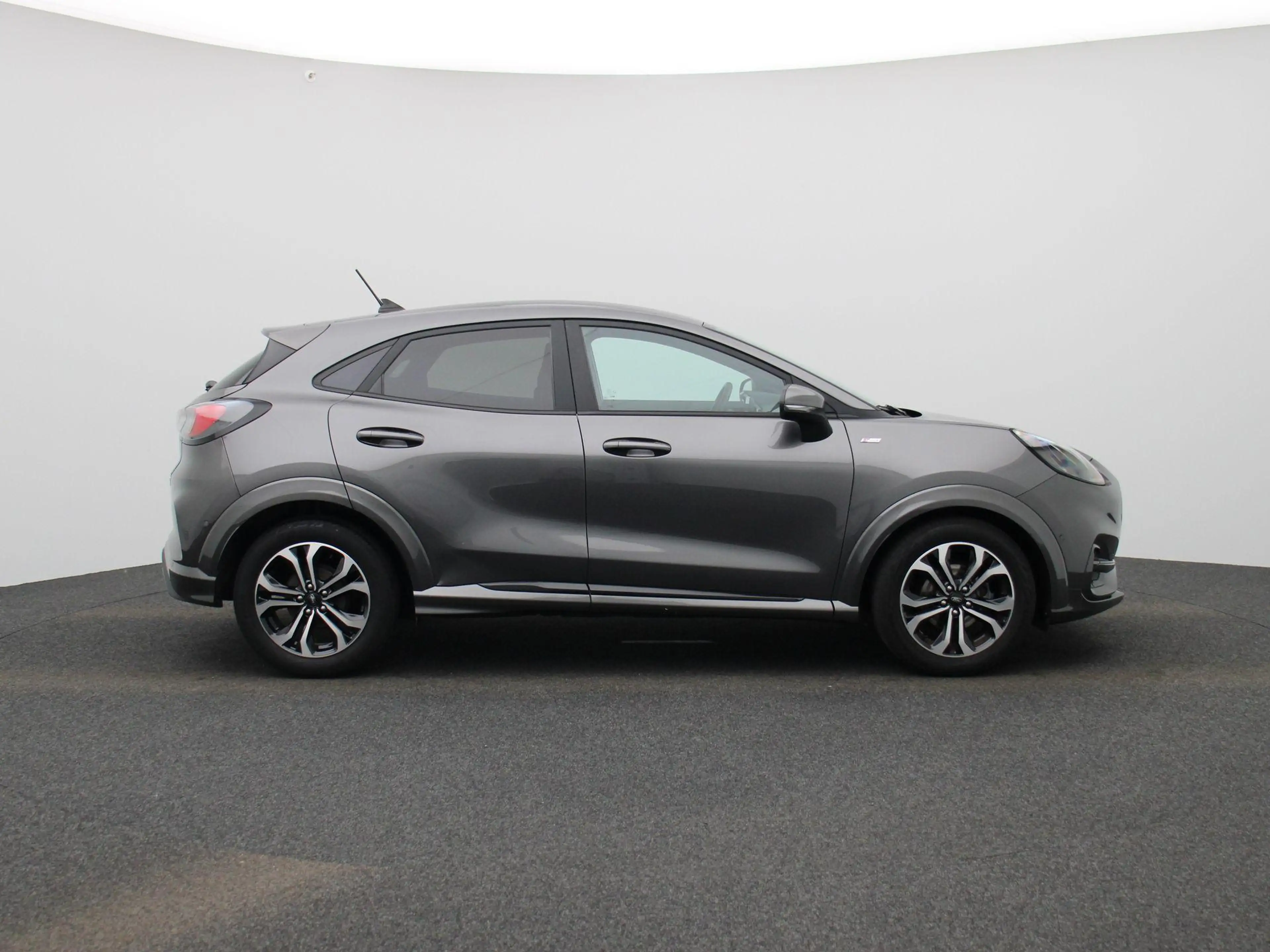 Ford Puma 1.0 EcoBoost Hybrid ST-Line X — photo 6