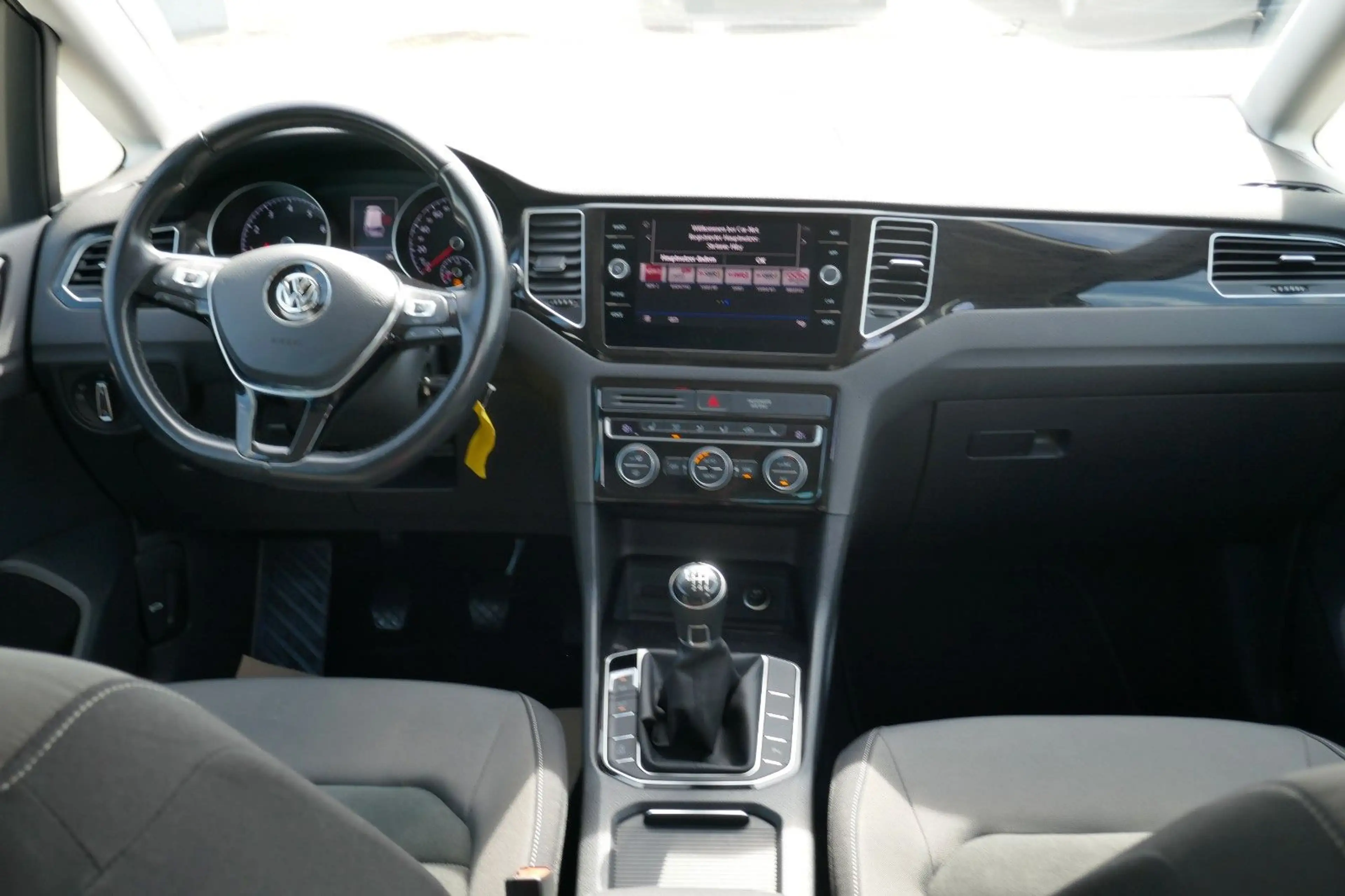 Volkswagen Golf Sportsvan VII Highline AHk/ACC/Navi/RFK/App — photo 10