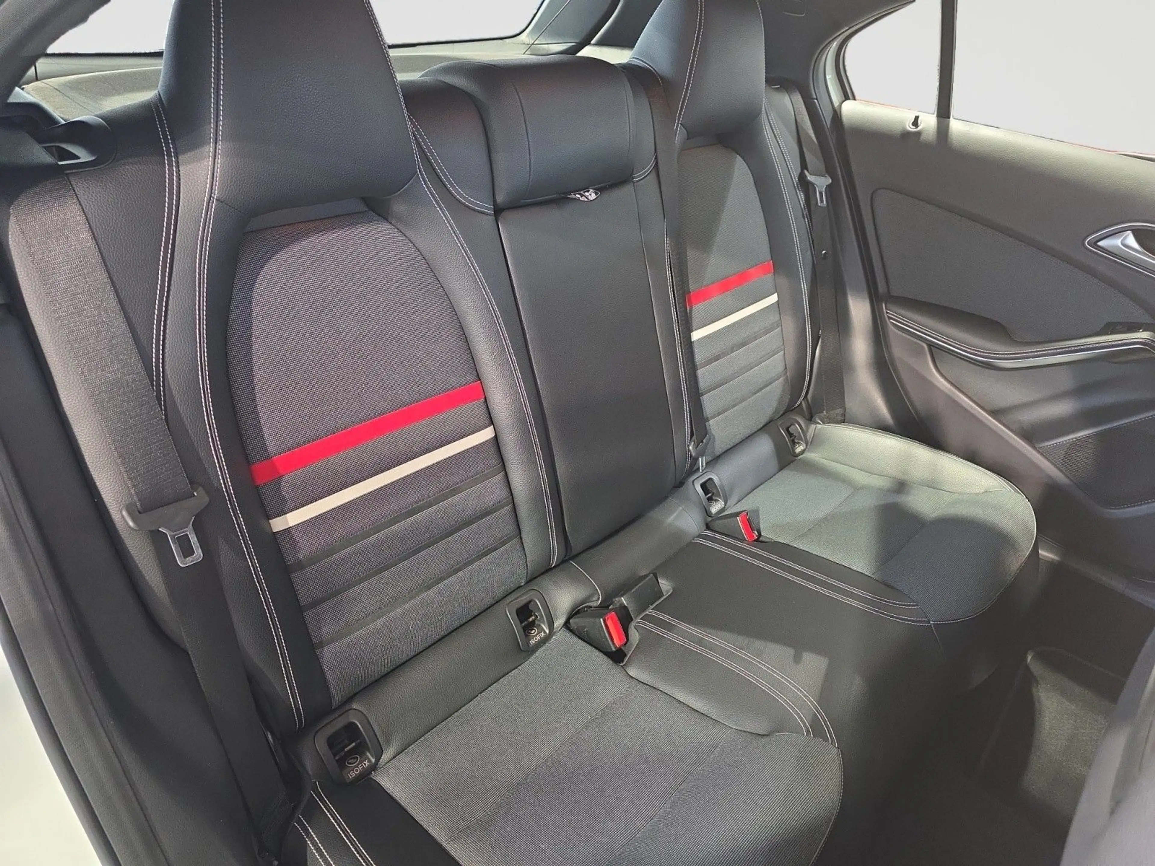 Mercedes-Benz A 180 A180 Style NAVI SITZ BI-XENON KLIMA — photo 9