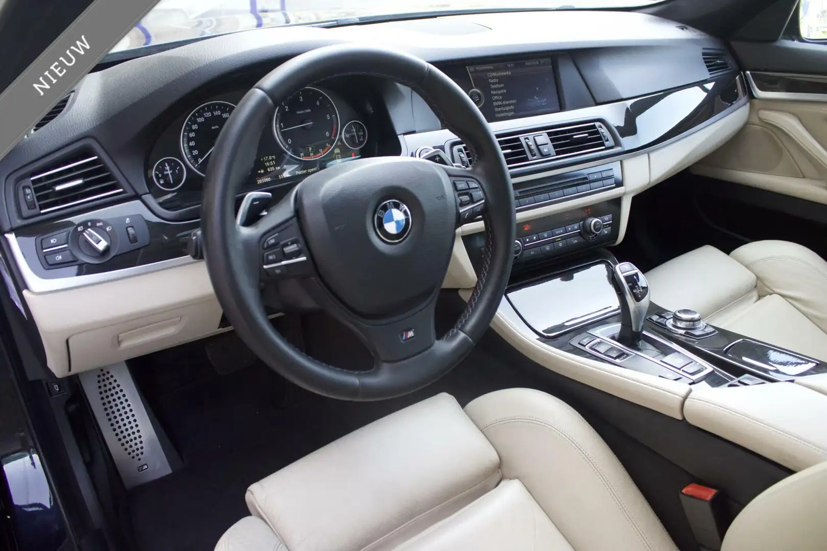BMW 520 5-serie Touring 520d | M Pakket - Panoramadak - Tr Noir - 2