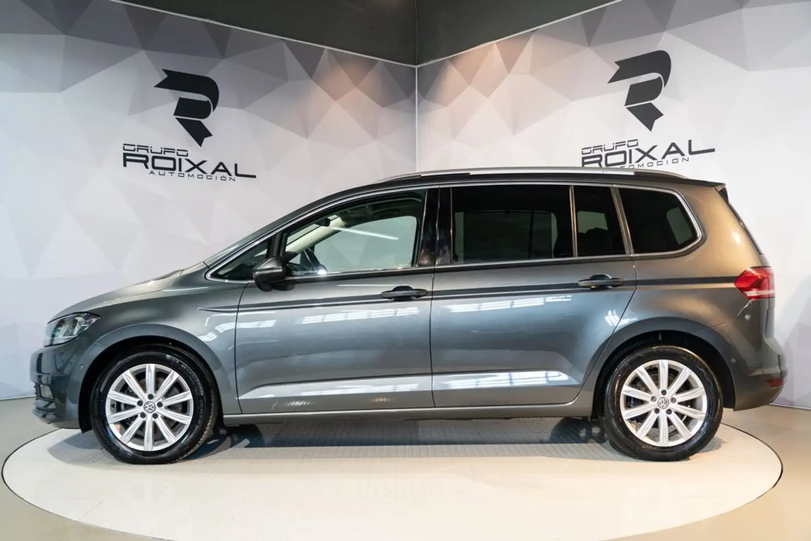 Volkswagen Touran 2.0 TDI 190 CV DSG6 7 PLAZAS Grigio - 2