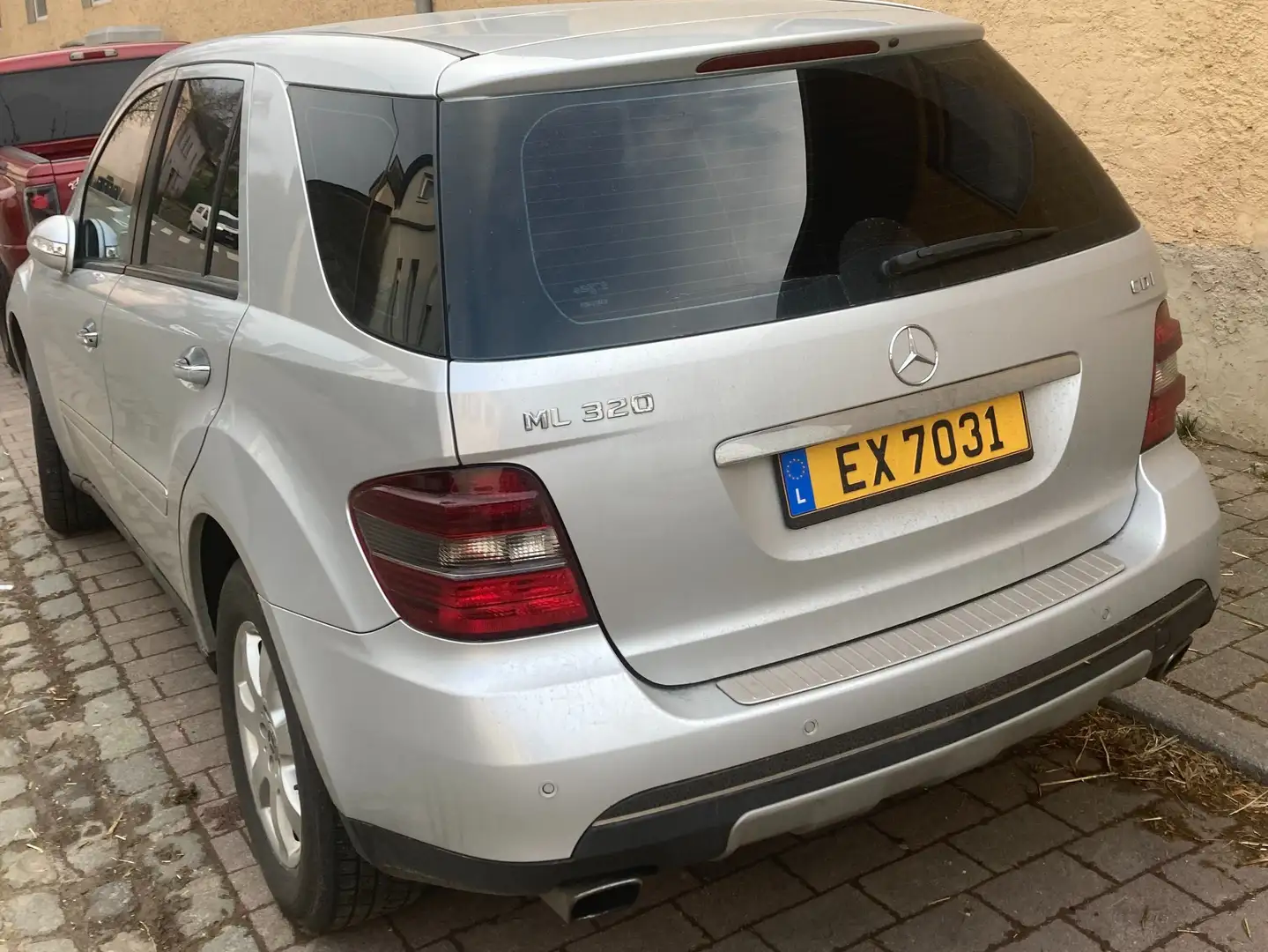 Mercedes-Benz ML 320 ML 320 CDI 4Matic 7G-TRONIC DPF Plateado - 2