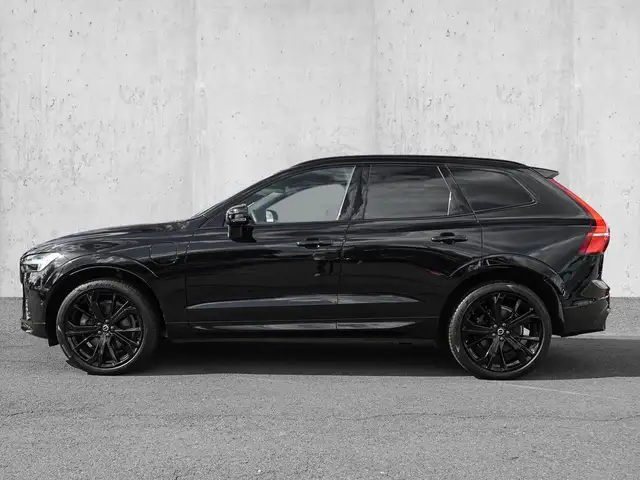 Volvo XC60 view 5