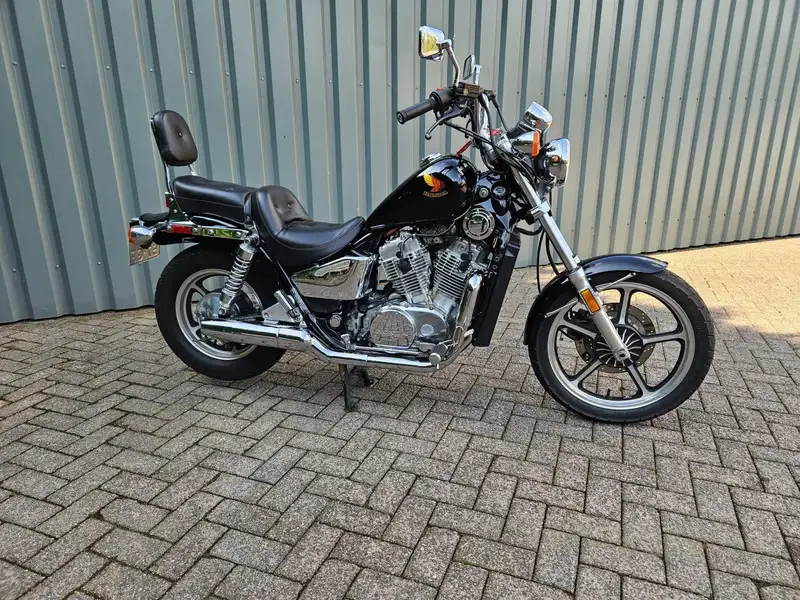 Honda Chopper VT 700C - foto 7