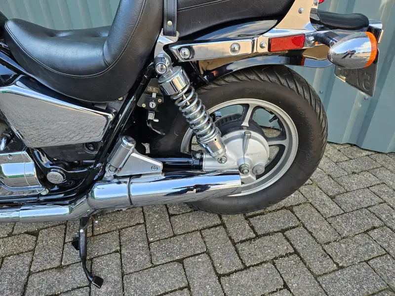 Honda Chopper VT 700C - foto 5