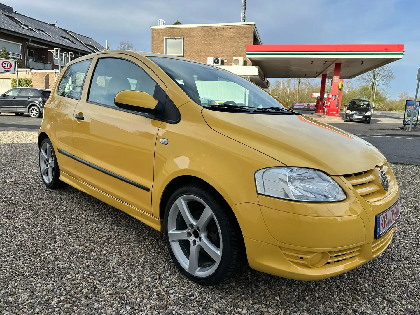 Volkswagen Fox Sport Klima Żółty - 2