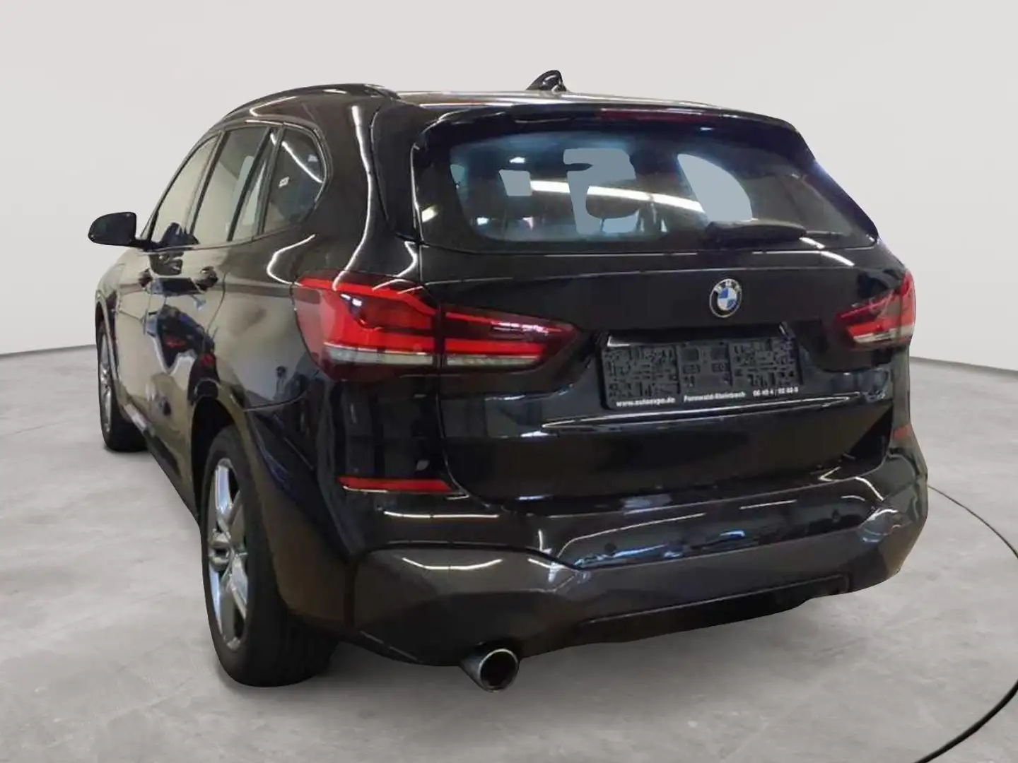 BMW X1 X1 xDrive25e M Sport Navi SHZ LED Schwarz - 2