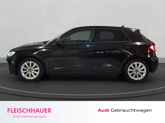 Audi A1 view 3