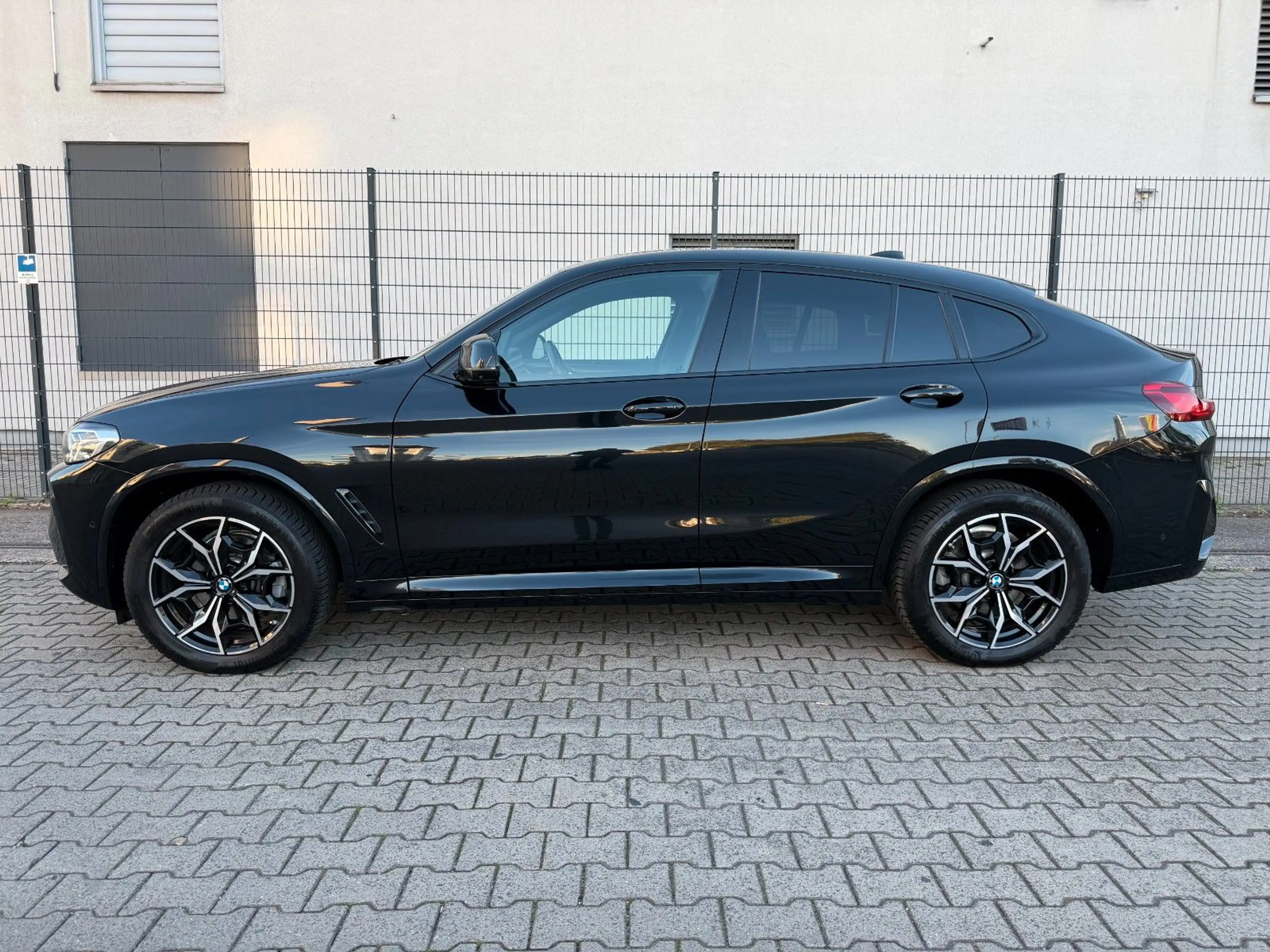 BMW X4 xDrive 20 d M Sport PANO/360°/LASER/MEMORY — photo 8
