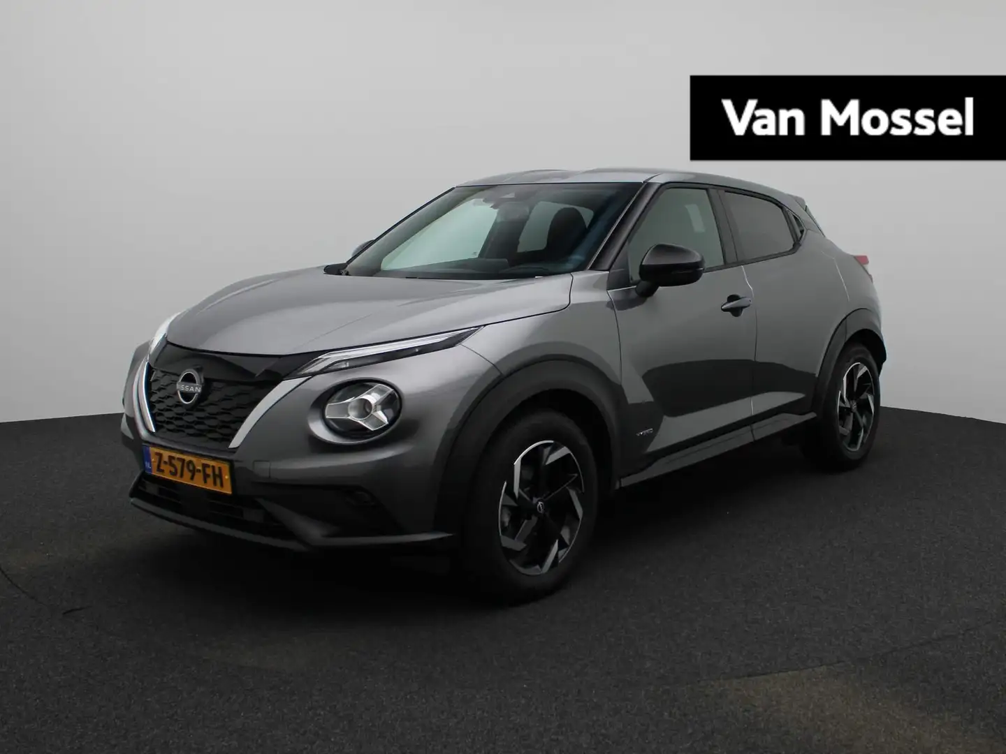 Nissan Juke 1.6 Hybrid N-Connecta | Navi | ECC | Cam | PDC | L Grijs - 1