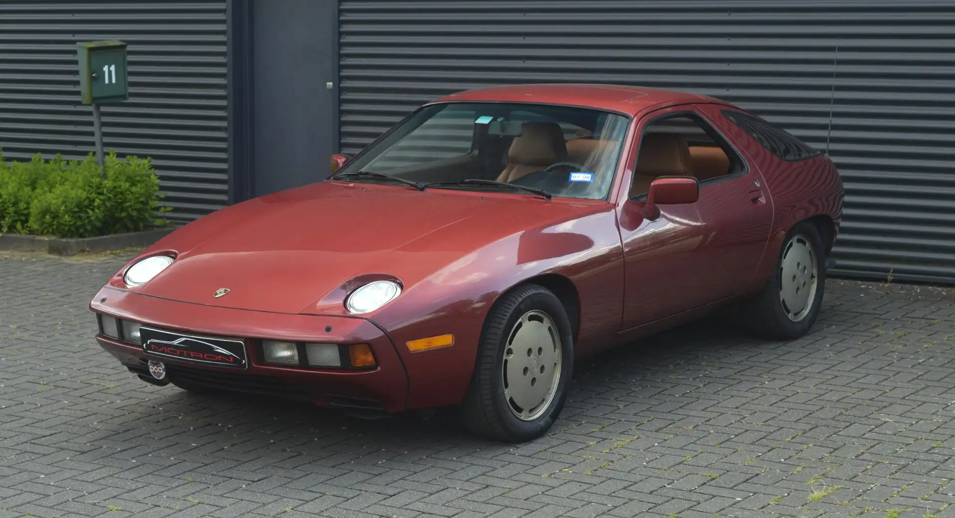 Porsche 928 4.7 S Coupé Handgeschakeld Rot - 2