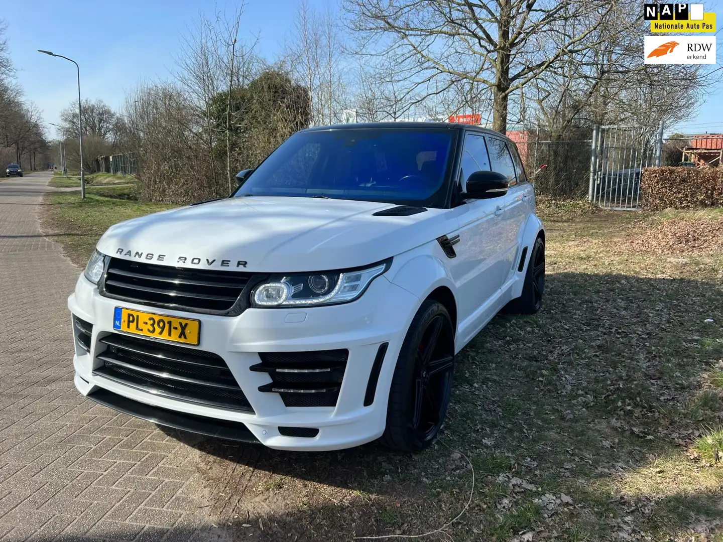 Land Rover Range Rover Sport 3.0 TDV6 HSE DYNA LUMMA CLRS UITVOERING Weiß - 1