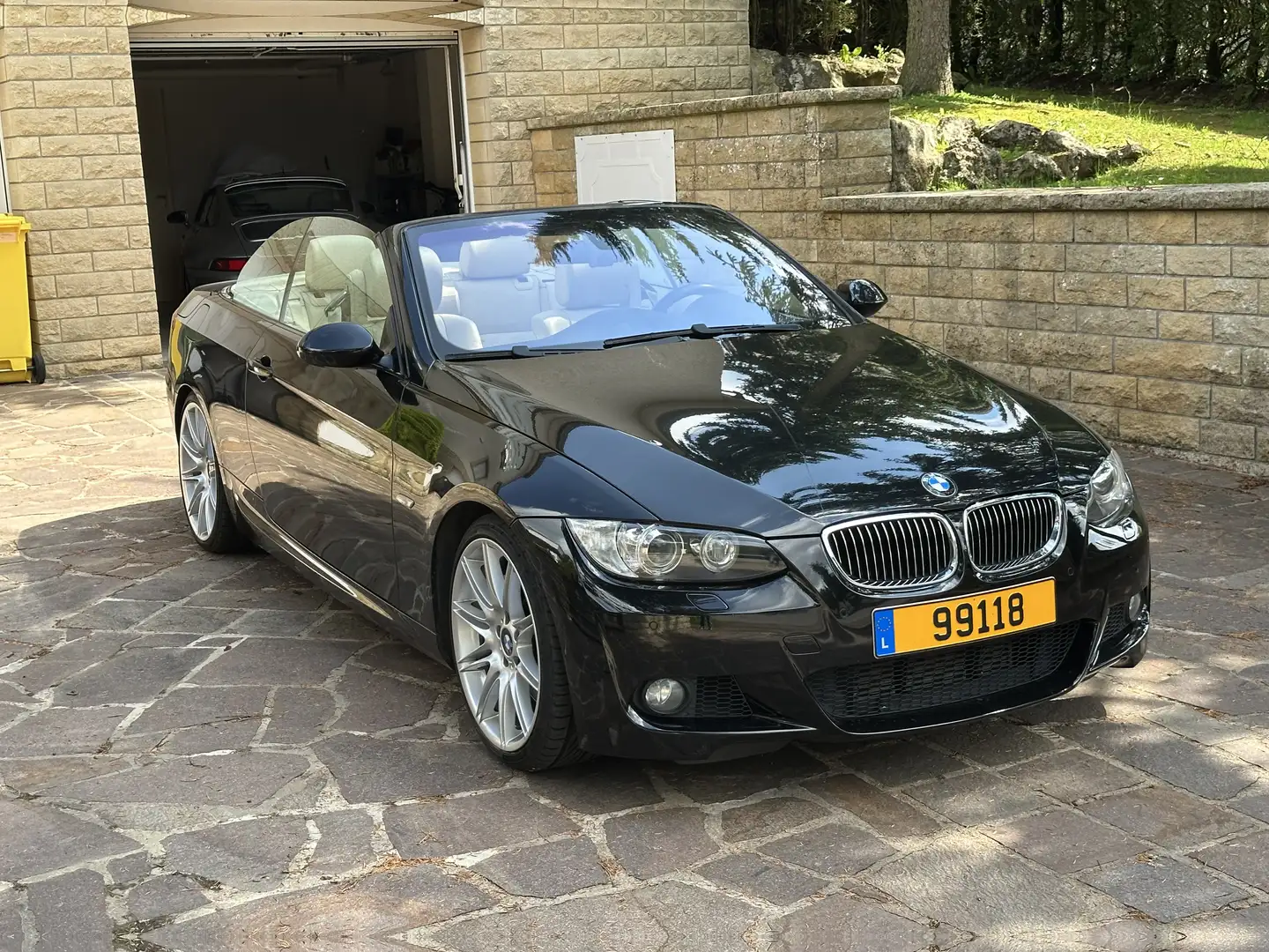 BMW 335 335iA Cabrio M Sport Paket 2. Hand Negro - 2