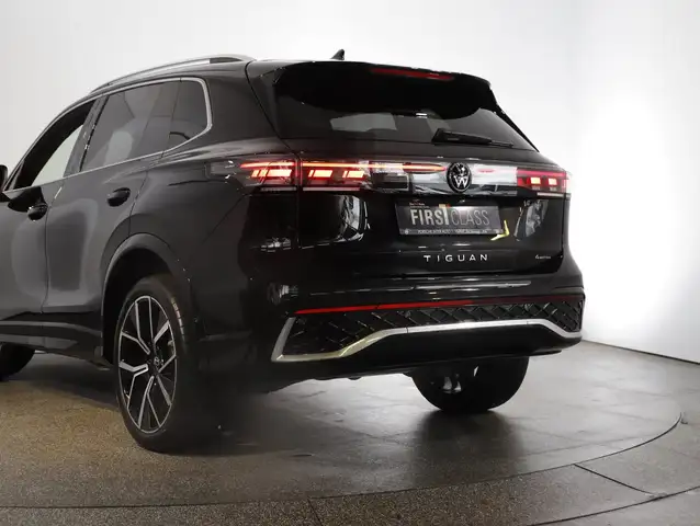 Volkswagen Tiguan R-Line TDI 4MOTION DSG Ansicht 9