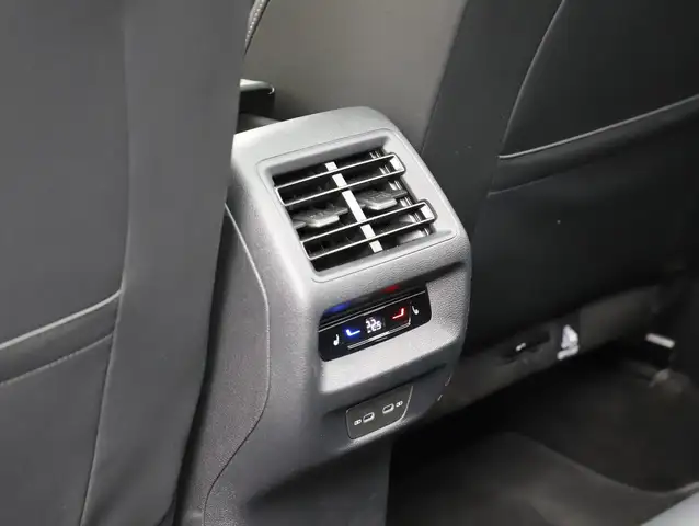 Volkswagen Tiguan R-Line TDI 4MOTION DSG Ansicht 44