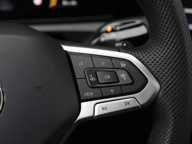 Volkswagen Tiguan R-Line TDI 4MOTION DSG Ansicht 24