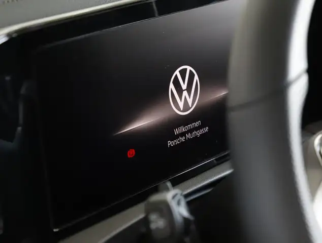 Volkswagen Tiguan R-Line TDI 4MOTION DSG Ansicht 12