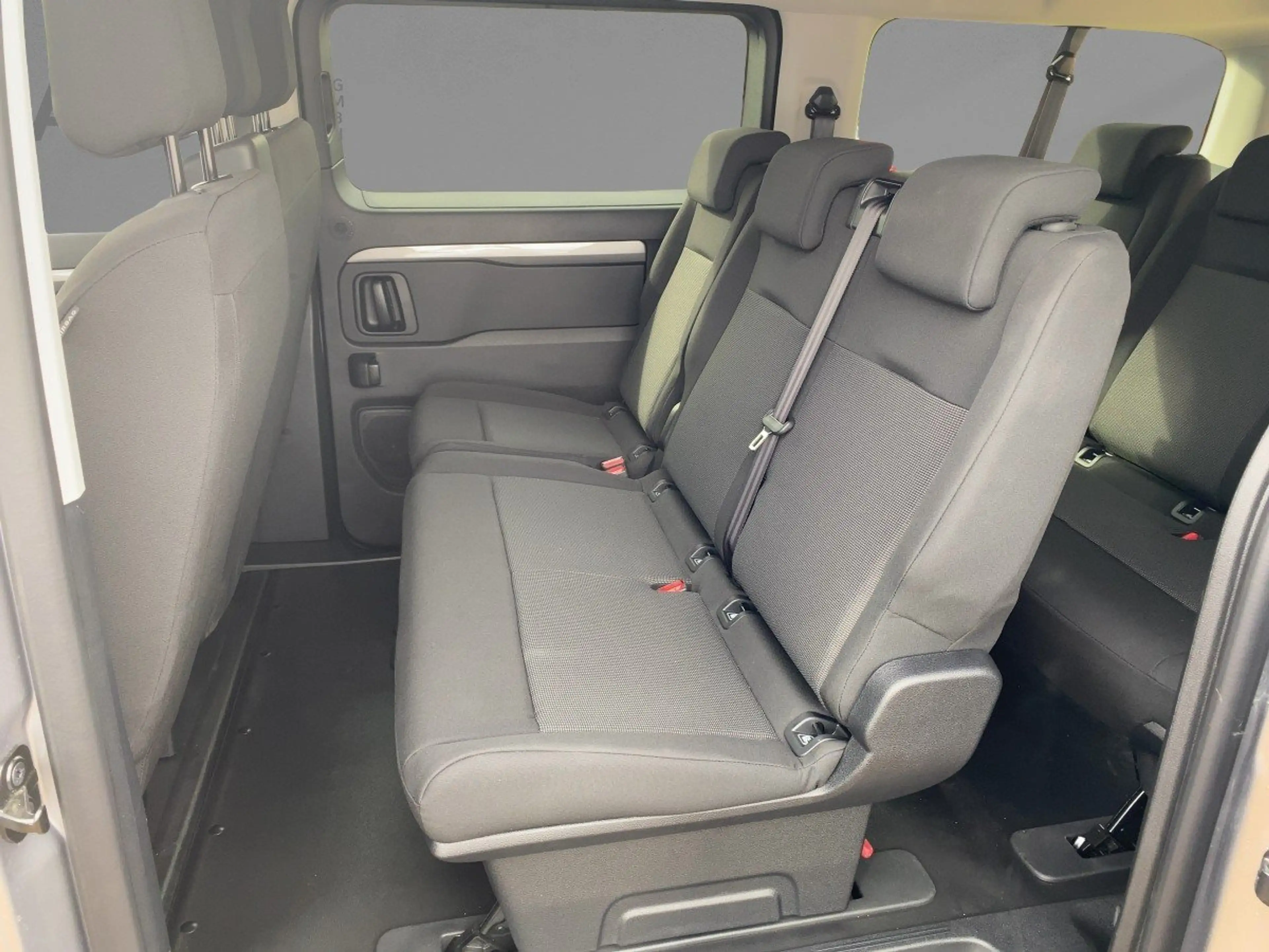 Opel Zafira Life Edition L3 *9 Sitze*AHK*LED*Navi* — photo 6