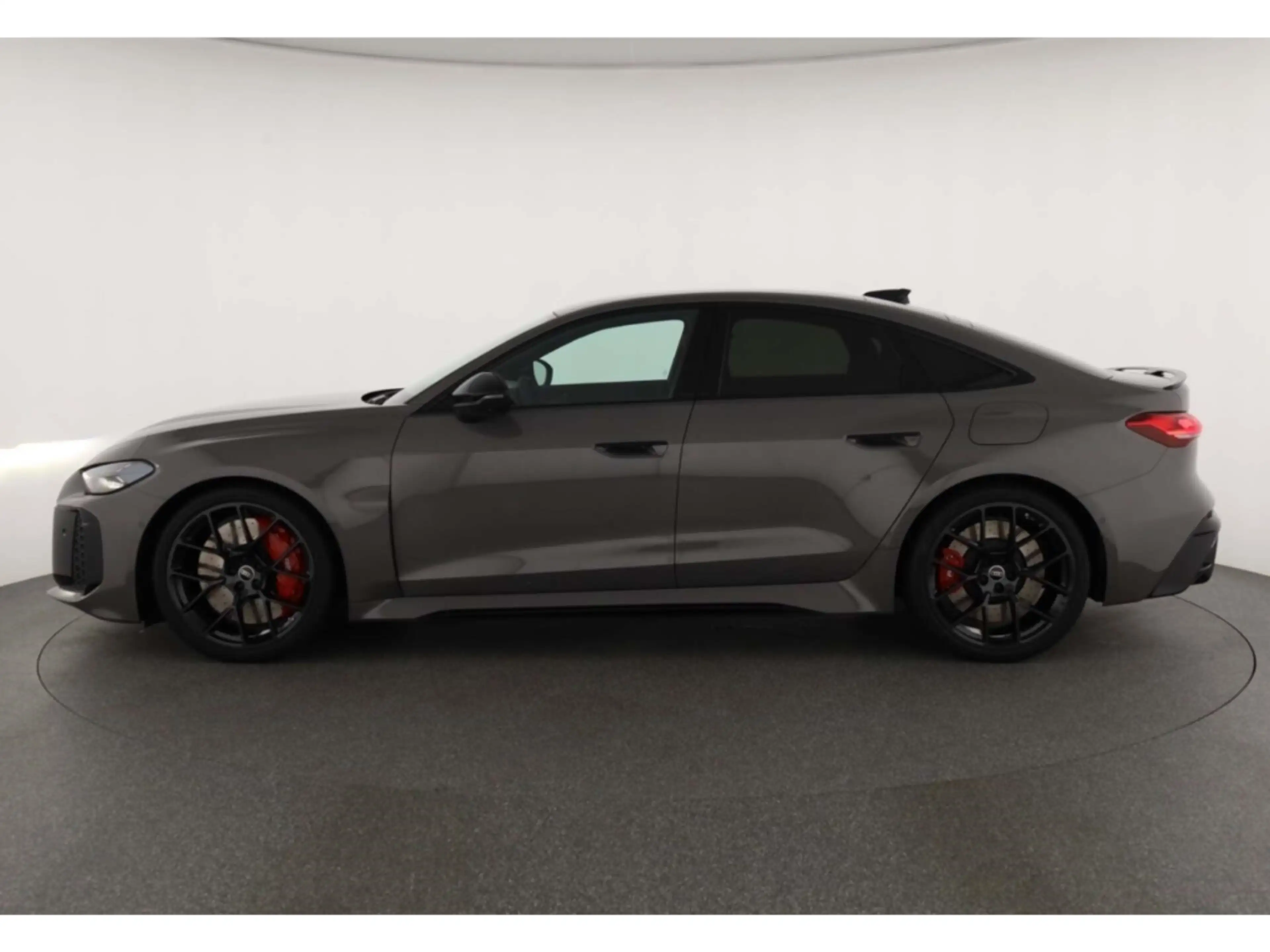 Audi RS5 Limousine e-hybrid quattro Sport Paket — photo 5
