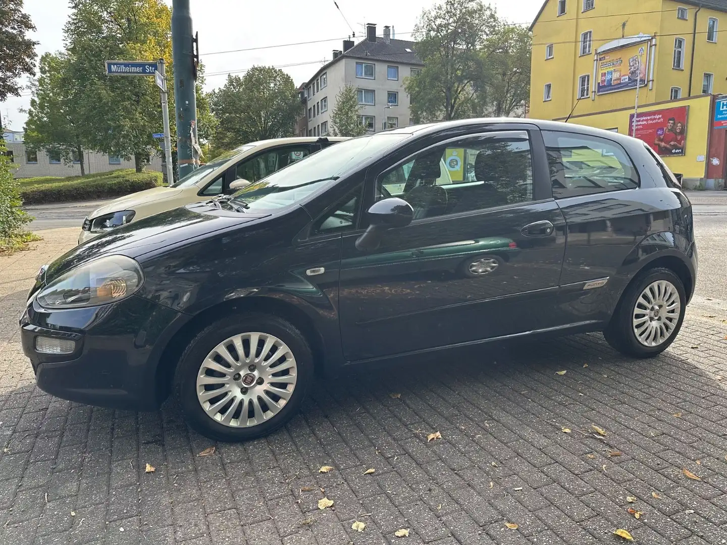 Fiat Punto 1.2 8V POP Klima *Kupplung Neu* TÜV 6/2026 Blau - 2