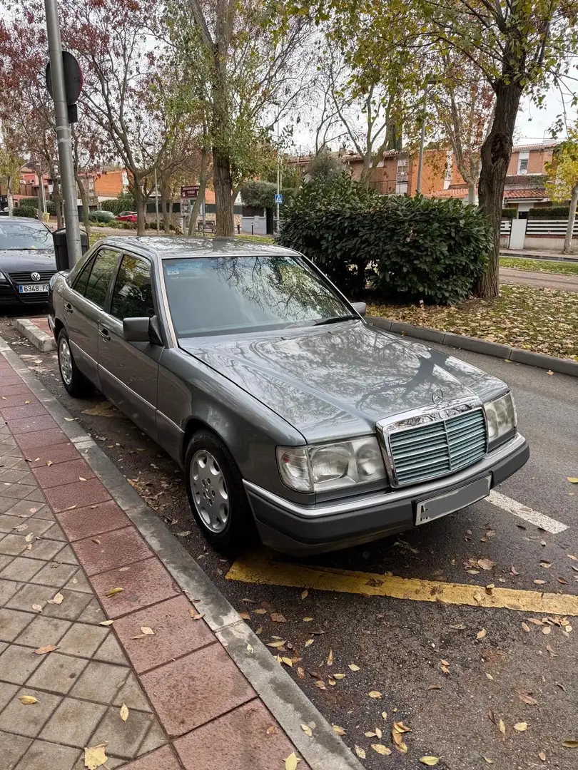 Mercedes-Benz E 260 - 2