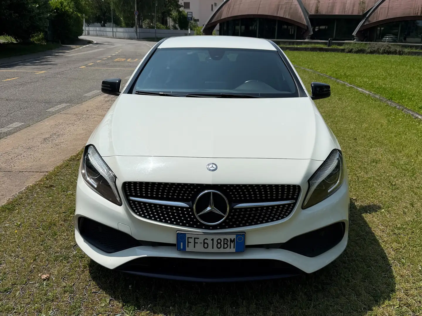 Mercedes-Benz A 180 Classe A - W176 d Premium my16 Bianco - 2