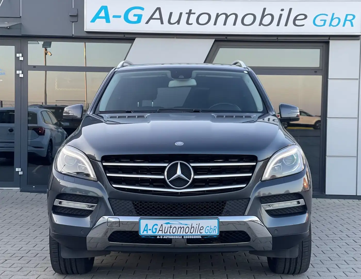Mercedes-Benz ML 350 CDI BlueTec Sport-Paket AHK 19" - 2