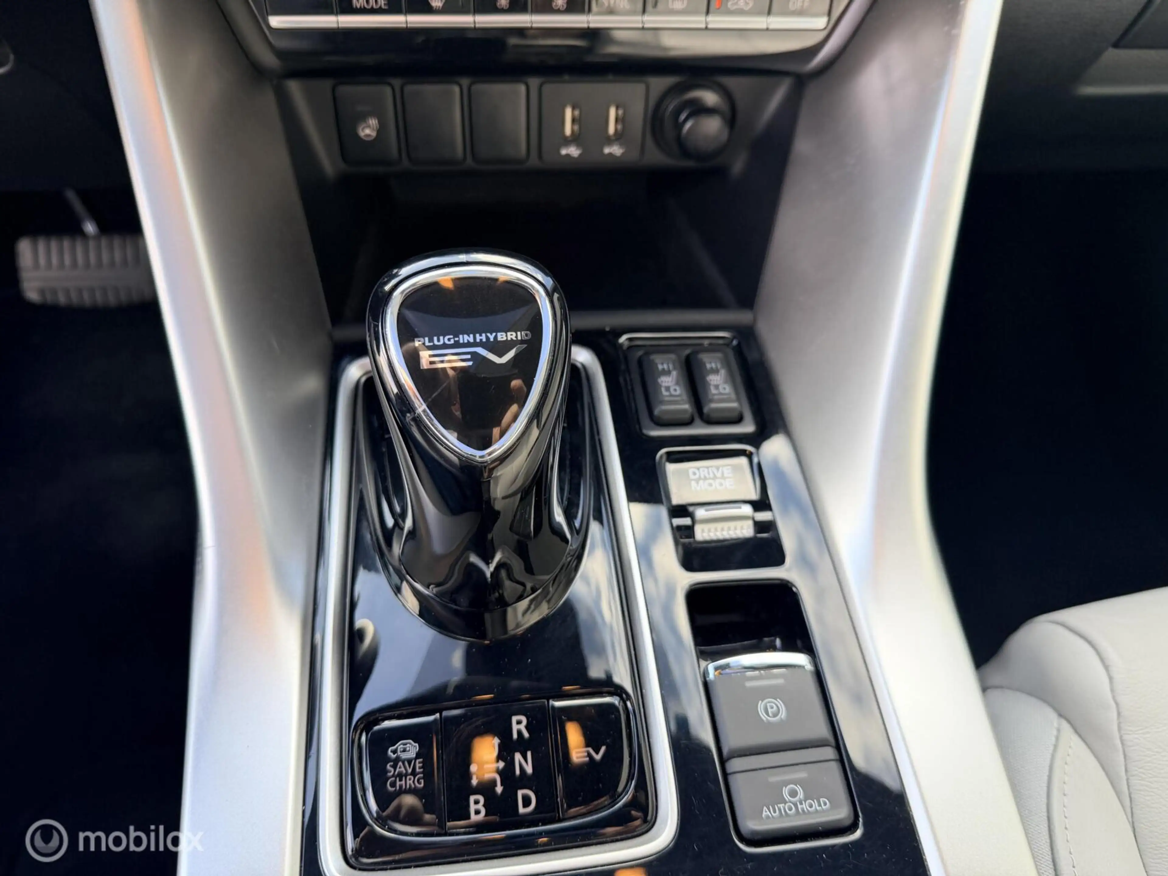 Mitsubishi Eclipse Cross 2.4 PHEV Instyle|offwhite leder|carplay — photo 21