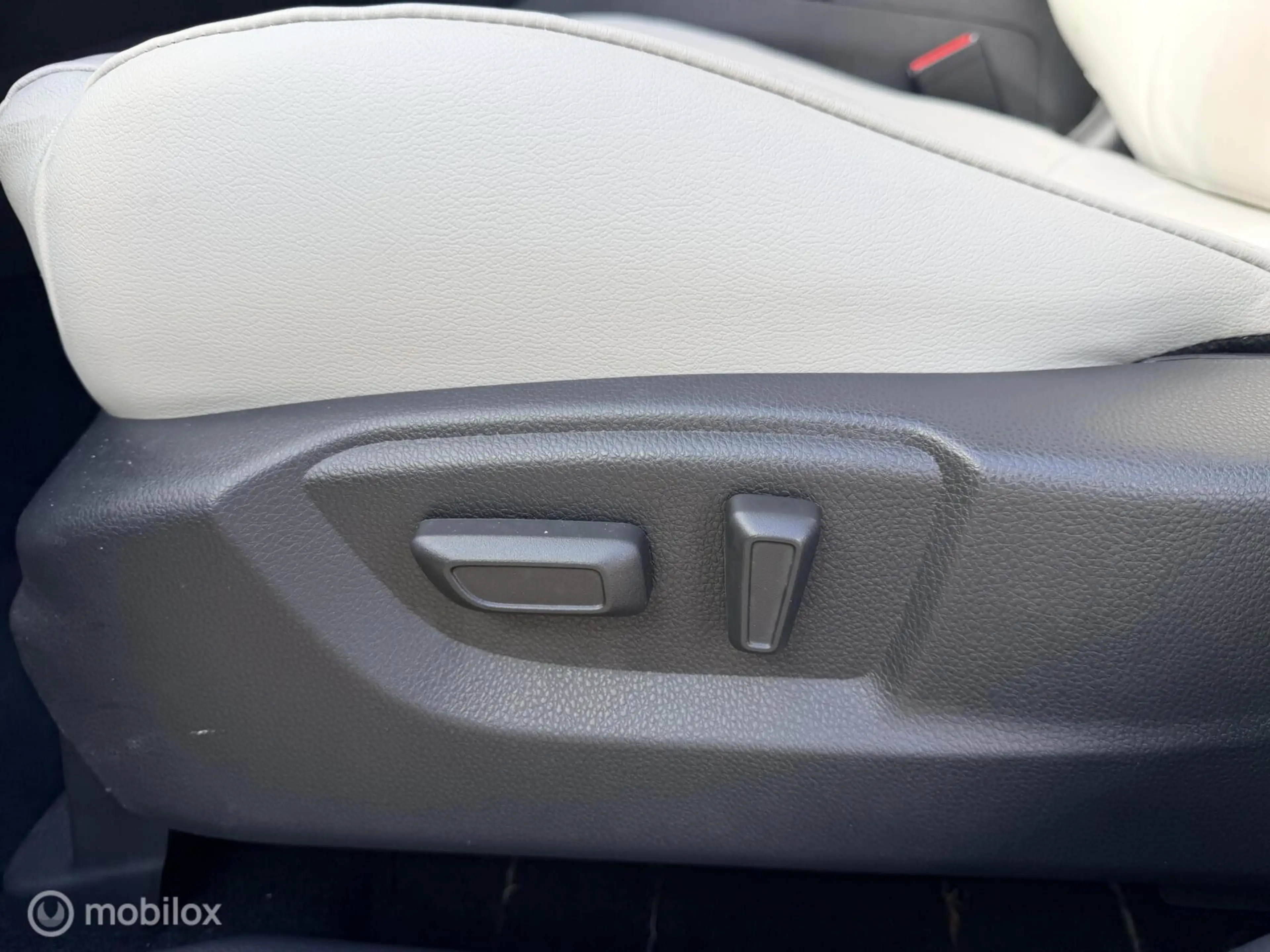 Mitsubishi Eclipse Cross 2.4 PHEV Instyle|offwhite leder|carplay — photo 14