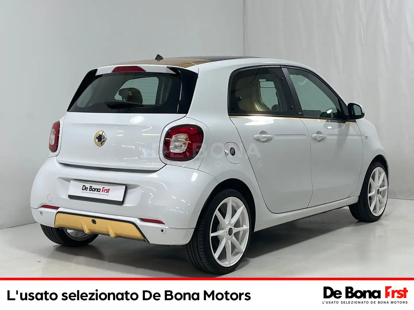 smart forFour 0.9 t youngster 90cv twinamic Blanc - 2