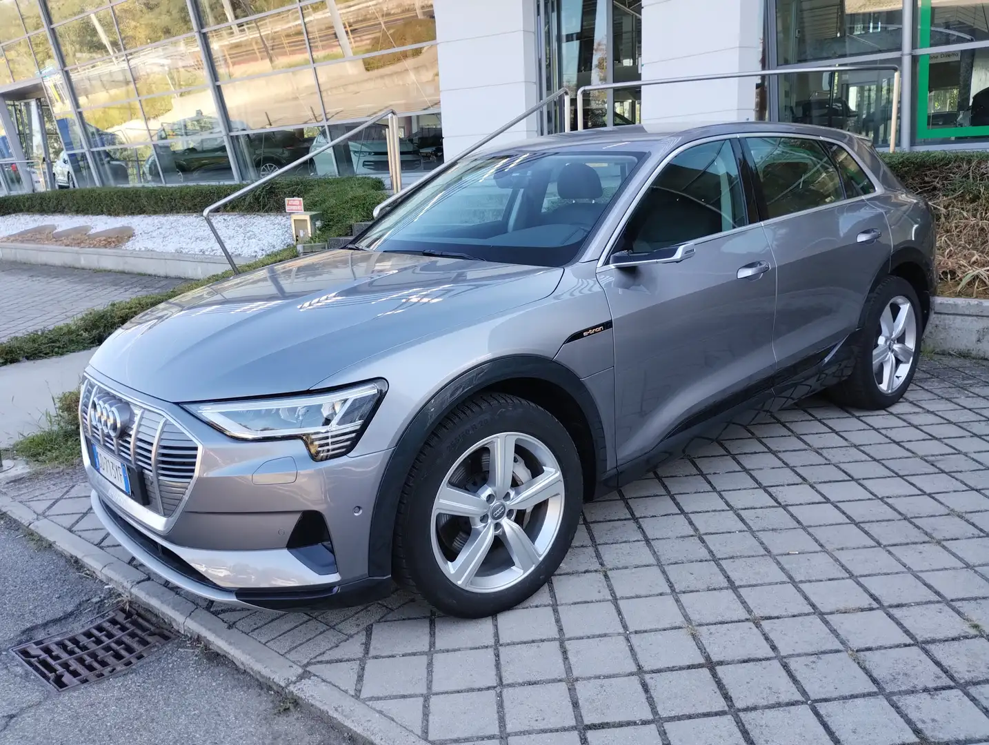 Audi e-tron e-tron 55 Advanced quattro long range Grigio - 1