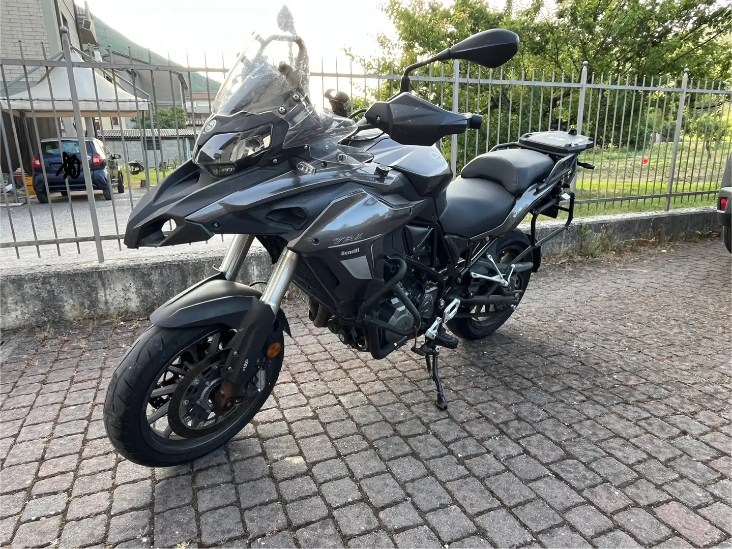 Benelli TRK 502 stradale - 1